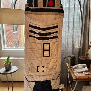 Pottery Barn Star Wars R2-D2 sleeping bag - like new